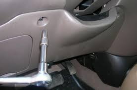 How do you fix an ignition switch? Ford Focus I Ignition Switch Cylinder Replacement How To Change The Ignition Switch Or Replace The Lock Cylinder At Ford Focus 1 Without Any Professional Help