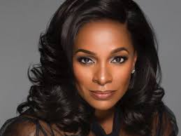 Vanessa Bell Calloway Makes Her TV Directorial Debut with Sunday's Episode  of Bounce's Hit Series 'Saints & Sinners'