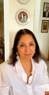 A veteran of hindi theatre, she made her debut in the 1978 political drama. Unk Bhv5n3vrnm