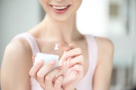Antibiotik adalah obat untuk membunuh atau memperlambat pertumbuhan bakteri dalam tubuh penyebab berbagai macam penyakit.penicillin, sebagai antibiotik pertama yang diproduksi massal, pertama kali ditemukan oleh alexander fleming. 5 Obat Salep Yang Ampuh Menyembuhkan Ruam Popok Bayi