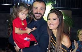 Demet Akalin Ve Okan Kurt Baristi Barisma Haberini Hira Instagram Dan Duyurdu