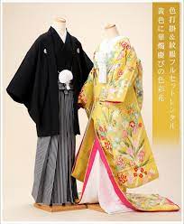 楽天市場 色打掛けレンタル 打ち掛け 新郎紋付セット iu021 黄色に華燭慶びの色彩花 フルセット 新婦 結婚式 神前式 神社 お寺 仏式 フォトウェディング 打ち掛け お色直し 披露宴 花嫁着物 貸衣装 前撮り 人気 kimono 高級 往復送料無料 レンタル 貸衣裳 ぽえむ