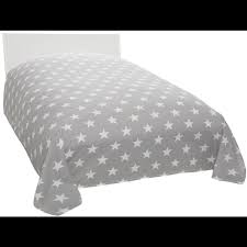 Nutzen sie den bezug für ihre sofakissen oder als deko auf dem bett. My Home Tagesdecke Stella Auch Als Tischdecke Und Sofauberwurf Einsetzbar Auf Rechnung Bestellen Quelle De