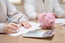 Cách quản lý chi tiêu hàng tháng trong gia đình | Prudential Việt Nam
