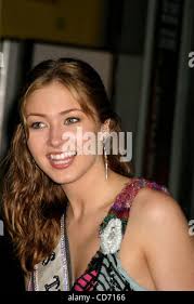 Miss Teen USA Tami Farrell arrivant pour le concert de Marc Anthony 'Una  Voz' populaires au Beacon Theatre le 14 décembre 2003 Photo Stock