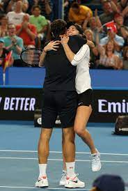 Doch nicht immer versteht sie, was dieser auch meint. Roger Federer And Belinda Bencic 2019 Hopman Cup Roger Federer Hopman Cup Belinda Bencic