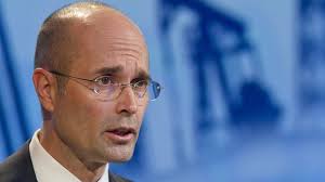 Baker Hughes Lifer Defends His Firm