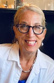 Susan Giering's Instagram, Twitter & Facebook