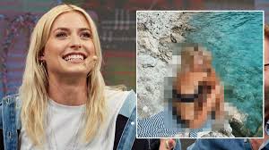 Das hält das model aber nicht davon ab, ihre follower in den sozialen medien zu unterhalten. Lena Gercke Dieses Foto Im Bikini Lasst Fans Vom Model Durchdrehen Warum Nur Welt