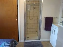 Guitar tablature for sixpence none the richer / this beautiful mess. Bedroom With Shower Sitting Room Spareroom
