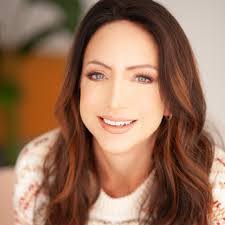 Olive Lane's Instagram, Twitter & Facebook