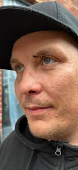 HR. Evensen!! 10 år ansatt i HB Blikk😎 Vi er super takknemlige for  innsatsen du legger ned hver dag, for en maskin du er💪 En glede å arbeide  med deg⚒️