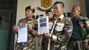 Kasus ini sampai sekarang masih belum ada titik jelas, bahkan kasus ini telah diajukan ke amnesty internasional dan tengah diproses. Viral Video Tni Hentikan Oknum Beratribut Di Tol Banser Laporkan Dugaan Pencemaran Nama Baik Halaman All Tribun Jakarta