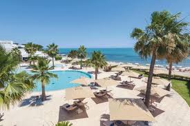 Men till skillnad från 2015 är reaktionerna idag betydligt. Hotels In Tunis Am Meer Hotels Com