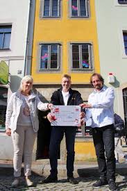 Haus kaufen in riesa leicht gemacht: Ig Metall Riesa Spendet 700 Euro An Sozialeinrichtungen In Meissen Und Riesa Ig Metall Dresden Und Riesa