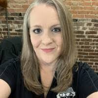 Tracey Minter's Instagram, Twitter & Facebook