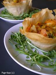Des tonnes d'idées de délicieuses recettes d'entrées froides ou chaudes faciles à réaliser et testées par nos membres ! Panier De Brick Au Fruit De Mer Recettes De Cuisine Recette Poisson Facile Recette Poisson