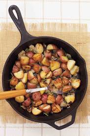 Roasted Red Potatoes With Rosemary And Onion Recipe Roasted Red Potatoes Red Potatoes Baked Red Potatoes