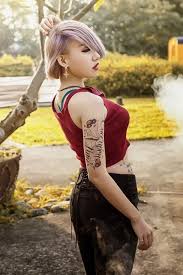 The tousled hair looks very natural and the bangs should be combed simply with side swept. Wallpaper Short Hair Asian Girl Tattoo 1920x1200 Hd Picture Image
