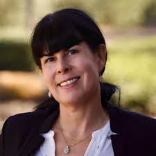 Lisa Laporte's Instagram, Twitter & Facebook