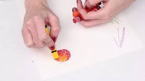 When painting faces using oil pastels, begin by laying down a few light shadows, use a white pastel to block in the highlights, darken the shadows, and fill in with medium tones. Cara Melukis Dengan Pastel 13 Langkah Dengan Gambar Wikihow