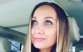 Евгении власовой повезло родиться в артистической семье: Pevica Poborovshaya Rak Evgeniya Vlasova Rasskazala Kak Uznala O Strashnoj Bolezni
