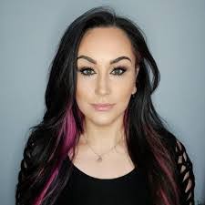 Paulette Elliott's Instagram, Twitter & Facebook