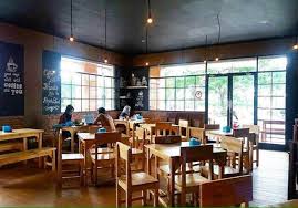 Tenang, gak perlu jauh jauh ke bali karena di lantai 2 kire haus ada indah bali salon milik pengusaha. 20 Destinasi Wisata Kuliner Bekasi Terlezat Paling Favorit Tokopedia Blog