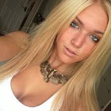 Frankie Dearing's Instagram, Twitter & Facebook