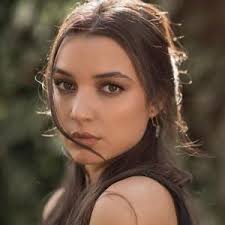 Damla Colbay Tv Series Biography Height Turkish Drama Turkish Actors Tv Series Celebrities