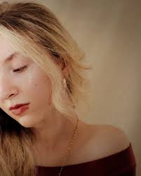 asphtos thank you for portraying me as i am in my imperfections and  fullness of being. loved this experience with @cherrythyme.co 🥹❣️  #headshots