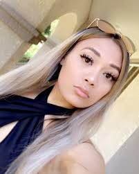 Alyssa Bollinger's Instagram, Twitter & Facebook