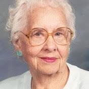 Lynn Mckellar's Instagram, Twitter & Facebook