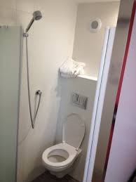 Nous intervenons dans la création ou l'agencement de votre salle de bain, la pose de faïence et de carrelage. Salle De Bain Image De Eklo Hotels Le Havre Tripadvisor