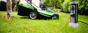 Der rain bird eagle ist ein professioneller rasensprenger, der im rasen versenkt wird. Alles Uber Rasenmaher Akku Kabel Oder Mahroboter