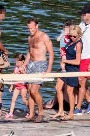 Découvrez notre grande collection de maillots de bain enfant. 120 Meilleures Idees Sur Madame Macron Brigitte Macron Emmanuel Macron Beaux Couples