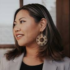 Farrah Wright's Instagram, Twitter & Facebook