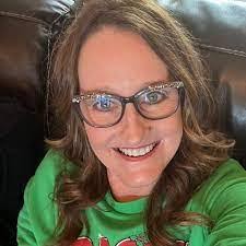 Teresa Reams's Instagram, Twitter & Facebook