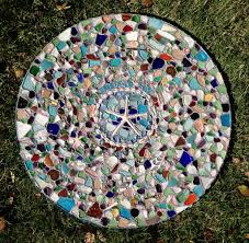 Make your own pretty mosaic table top! Sea Glass Mosaic Tabletop 10 Steps With Pictures Instructables