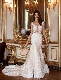 This style will make you the queen! Wedding Dresses In Tuscany Italy Le Spose Di Mori