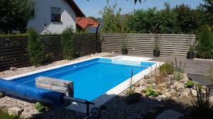 Csm Pool Mit Griechischer Treppe Im Steingarten 4fe7014b76 Png 1024 576 Gartenpools Swimming Pool Pool Im Garten
