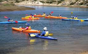 This is especially useful if you are carrying a lot of gear with you. Kayaking Vs Canoeing What S The Difference Mpora