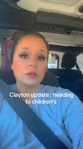 Mama Clayton Melahirkan Adik Clayton
