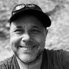 Garrison Hearst and Richard Seymour will be representing the Dawgs