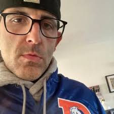 Sammy Piccolo (@SammyPiccolo)