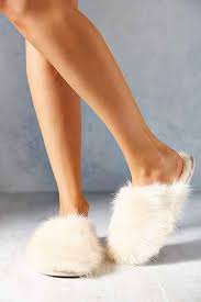 Pin By Crystal Nmoh On Mk Christmas List 2018 Slippers Cozy Slippers Cute Slippers