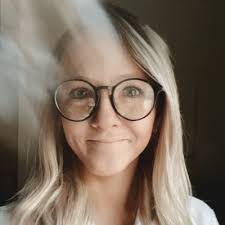 Erica Ives's Instagram, Twitter & Facebook