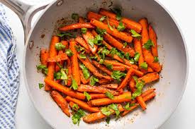 4-Ingredient Honey-Glazed Carrot Recipe (15 Minutes)