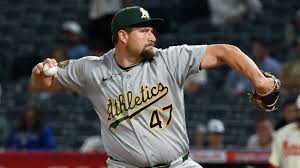 Brewers acquire reliever Joel Kuhnel from Athletics