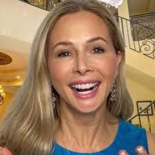 Michael Michelucci (@CrazyLegLooch)